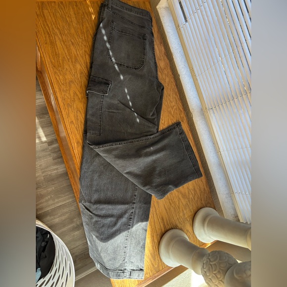 Jessica Simpson Gray Flare & Wide Leg Jeans - Picture 1 of 3